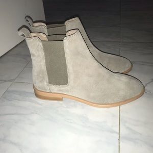 NEW ASOS Aura suede chelsea ankle boots